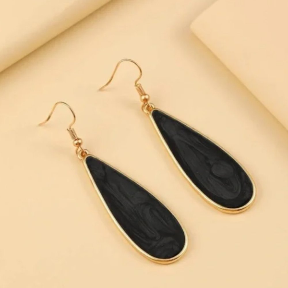 Black Tear Drop Earrings - Picture 2 of 5